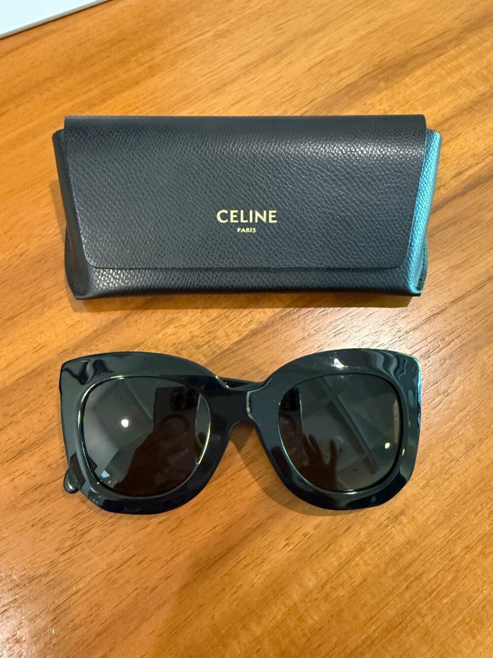 Celine 3 Dots Butterfly Black Round Women's Sunglasses CL4005FN